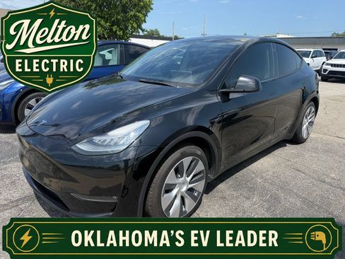 Used 2021 Tesla Model Y 2WD image 1