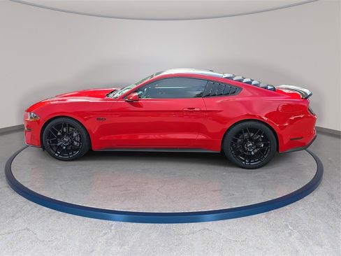 Used 2019 Ford Mustang GT image 9
