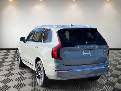 New 2026 Volvo XC90 B6 Plus image 5