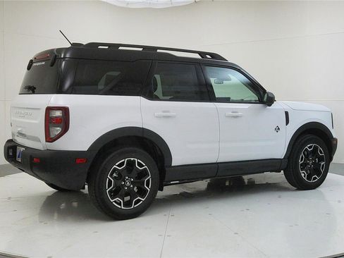 New 2025 Ford Bronco Sport Outer Banks w/ Outer Banks Tech Package+ image 9