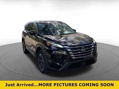 Used 2025 Nissan Rogue SV