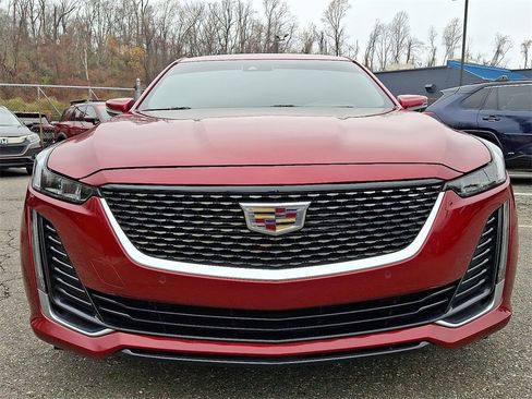 Used 2023 Cadillac CT5 Premium Luxury image 2