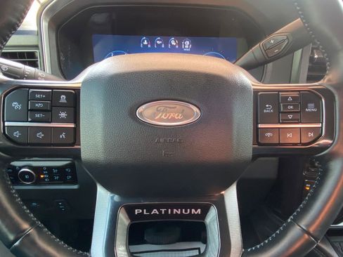 Used 2025 Ford F250 Platinum image 31