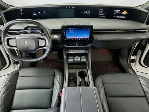 Used 2024 Lincoln Nautilus Premier w/ Equipment Group 102A AWD/4WD image 16