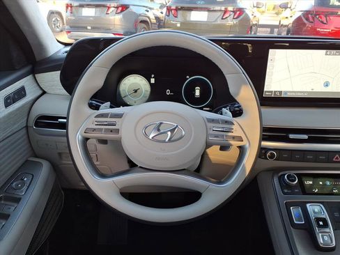 Certified 2023 Hyundai Palisade Calligraphy image 18