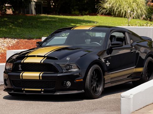 Used 2012 Ford Mustang Shelby GT500 w/ SVT Performance Pkg image 12