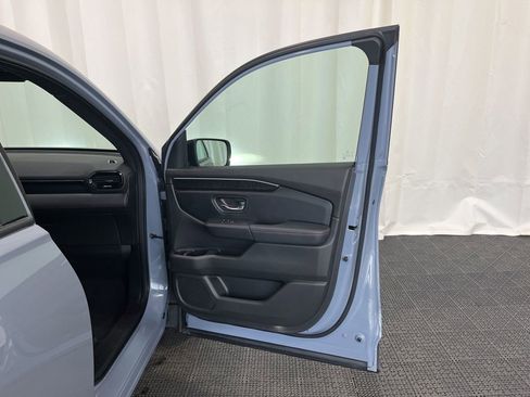 Used 2023 Honda Pilot Elite image 16
