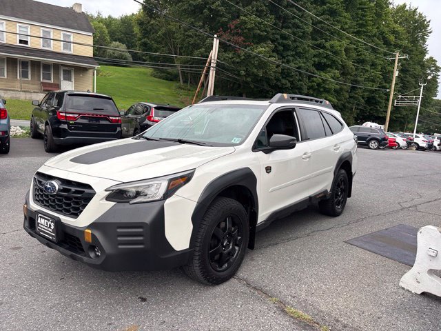 Used 2022 Subaru Outback Wilderness AWD/4WD image 3