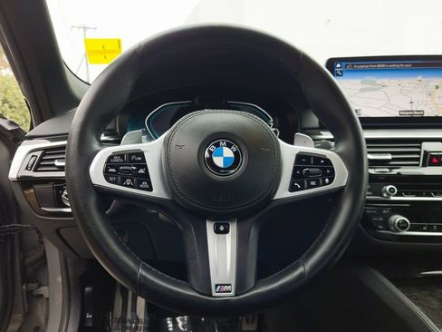 Used 2021 BMW 530e xDrive w/ M Sport Package image 14