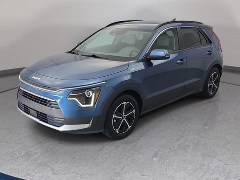Used 2023 Kia Niro EX FWD image 1