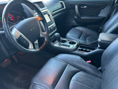 Used 2014 GMC Acadia Denali image 11