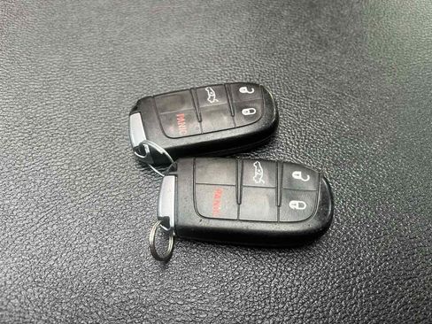 Used 2018 Dodge Challenger SXT Plus RWD image 33