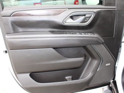 Used 2021 Chevrolet Tahoe Z71 AWD/4WD image 31