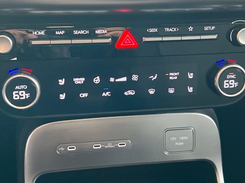 New 2026 Hyundai Ioniq 9 SEL image 22