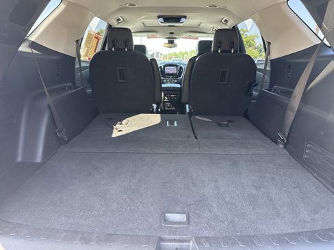 Used 2018 Chevrolet Traverse Premier AWD/4WD image 37