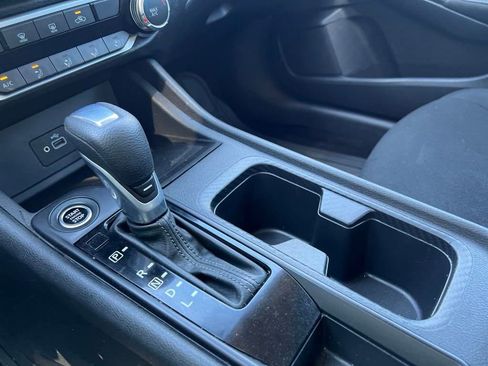Used 2021 Nissan Sentra S FWD image 19