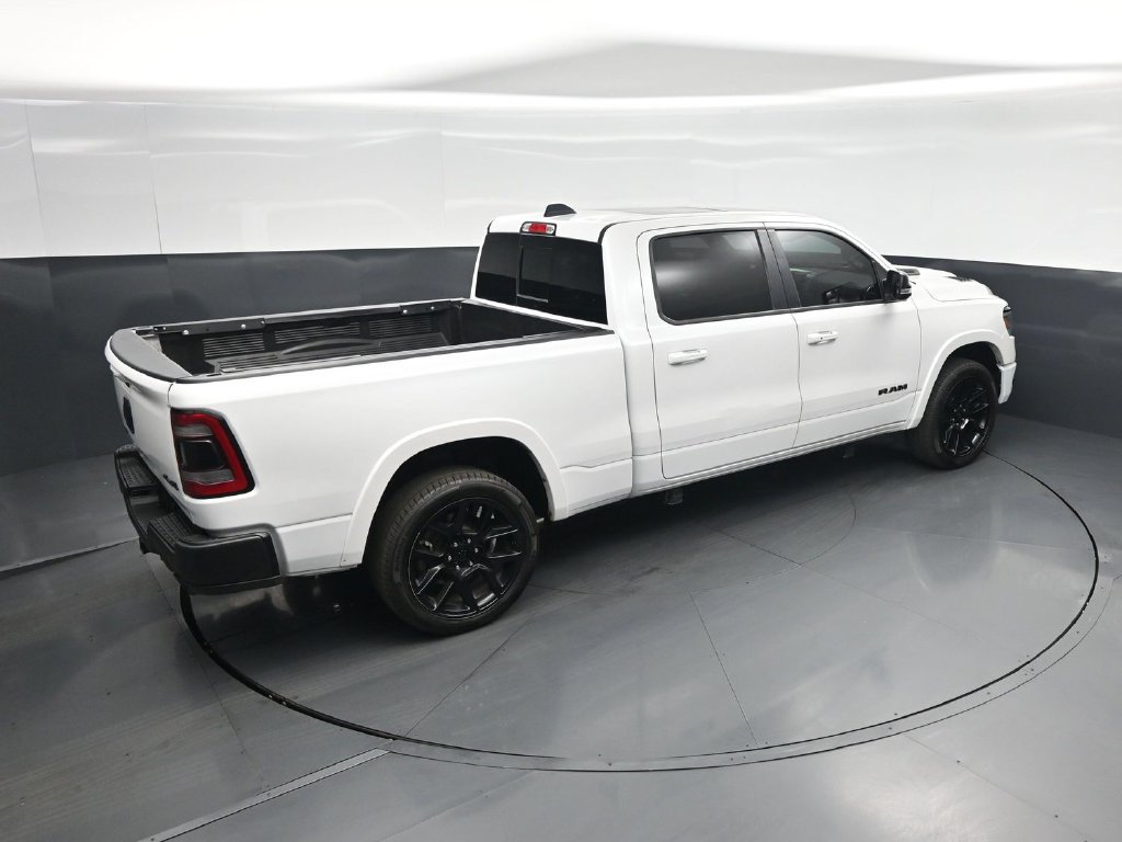 Used 2022 RAM 1500 Laramie AWD/4WD image 40