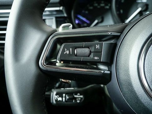 New 2026 Porsche Macan image 11