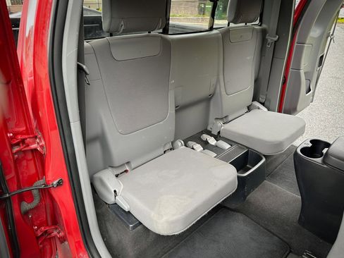 Used 2012 Toyota Tacoma image 22