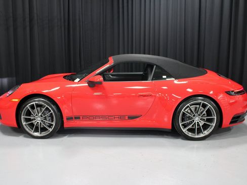 Certified 2024 Porsche 911 Carrera image 2