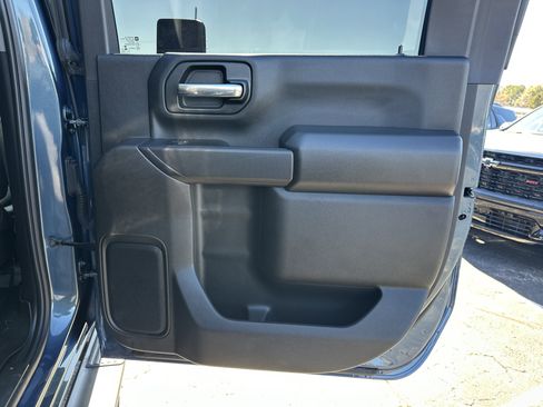 Certified 2025 Chevrolet Silverado 2500 Custom w/ Custom Value Package image 17