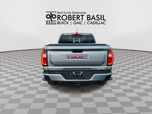 Used 2025 GMC Canyon Elevation w/ Convenience Package AWD/4WD image 7