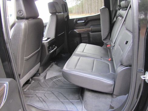 Used 2021 Chevrolet Silverado 1500 LT Trail Boss w/ LT Trail Boss Premium Package image 19