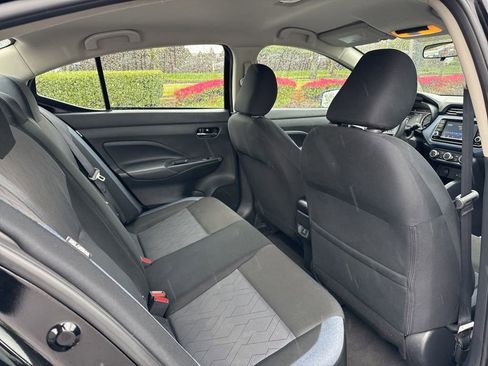 Used 2024 Nissan Versa SV FWD image 19