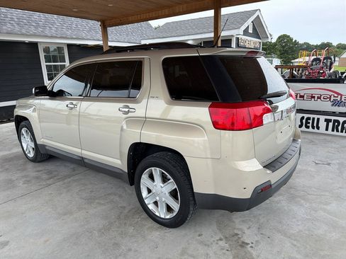 Used 2012 GMC Terrain SLT w/ Cargo Package FWD image 4