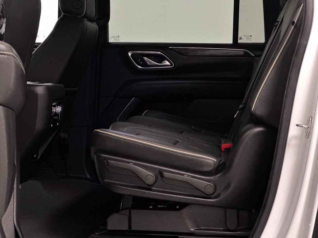 Certified 2024 GMC Yukon XL SLT RWD image 21