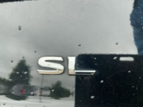 Used 2021 Nissan Rogue SL FWD image 17