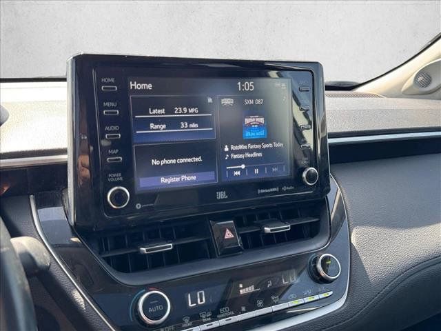 Used 2022 Toyota Corolla Cross XLE w/ Convenience Package AWD/4WD image 15
