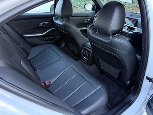 Used 2019 BMW 330i Sedan w/ M Sport Package image 44