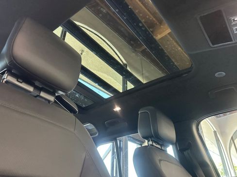 New 2026 Land Rover Defender 110 Trophy Edition AWD/4WD image 23