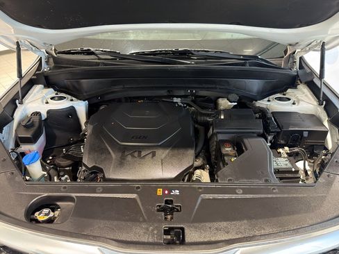 Used 2022 Kia Telluride S image 11