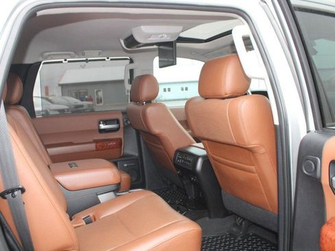 Used 2020 Toyota Sequoia Platinum image 13