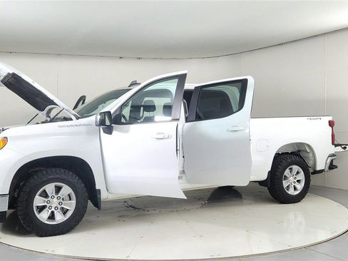 Used 2023 Chevrolet Silverado 1500 LT w/ Work Truck Package image 10