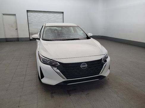 Used 2025 Nissan Sentra SV image 14