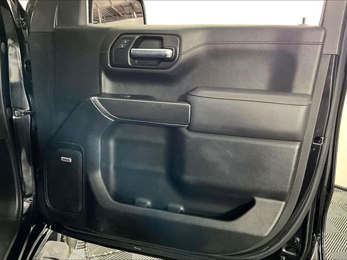 Certified 2022 GMC Sierra 1500 AT4 w/ AT4 Premium Package image 20