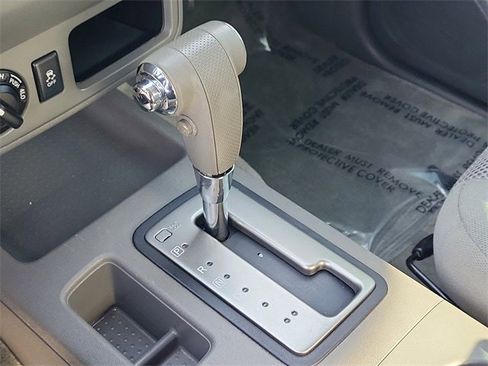 Used 2018 Nissan Frontier SV image 18