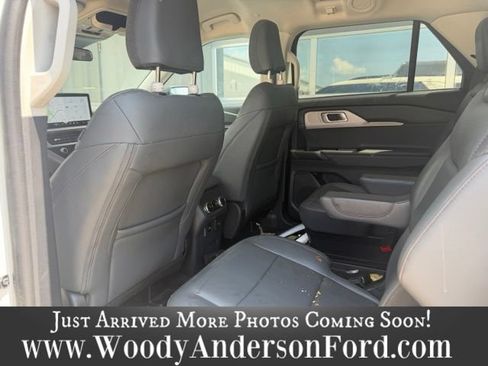 Used 2026 Ford Explorer Active w/ Active Comfort Package RWD image 10