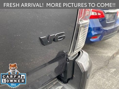 Used 2023 Toyota Tacoma Limited w/ Nightshade Package AWD/4WD image 9