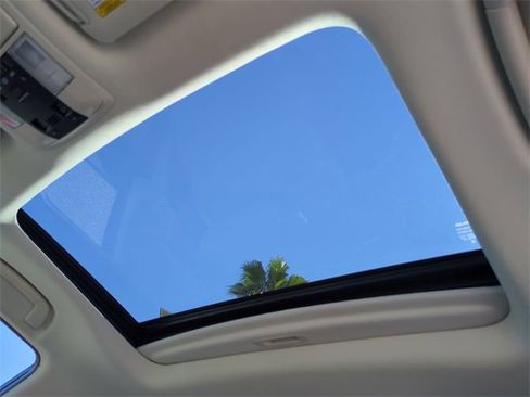 Used 2018 Lexus GX 460 Premium w/ Premium Package image 20