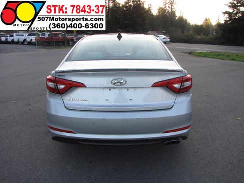 Used 2015 Hyundai Sonata SE w/ Option Group 09 image 6
