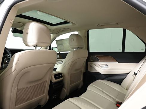 Used 2026 Mercedes-Benz GLE 350 4MATIC image 26