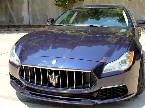 Used 2017 Maserati Quattroporte S GranLusso image 4