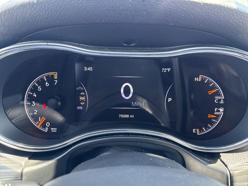 Used 2019 Jeep Grand Cherokee Limited AWD/4WD image 20
