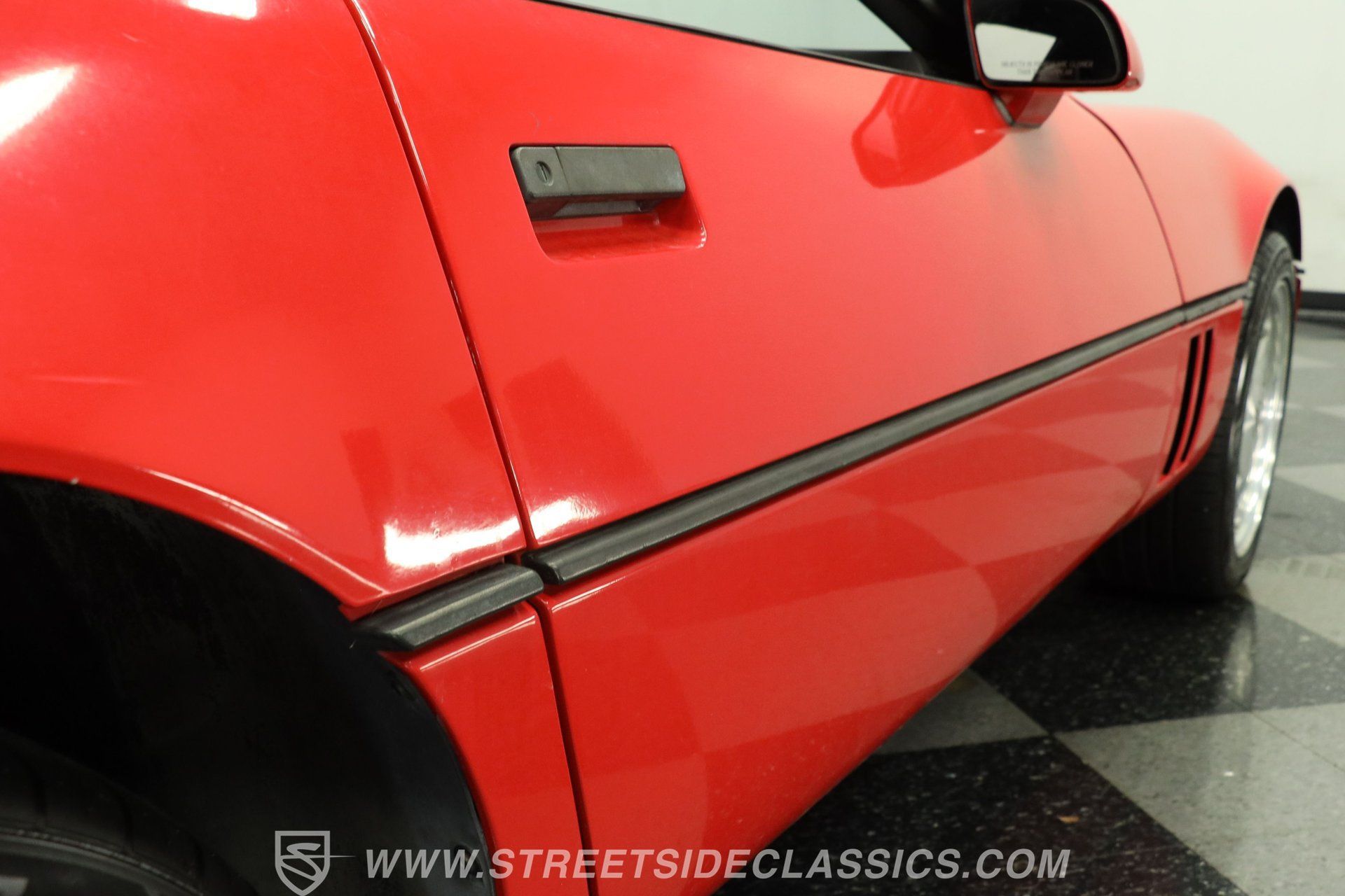 Used 1988 Chevrolet Corvette Convertible RWD image 27