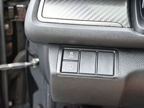 Used 2018 Honda Civic Sport image 24