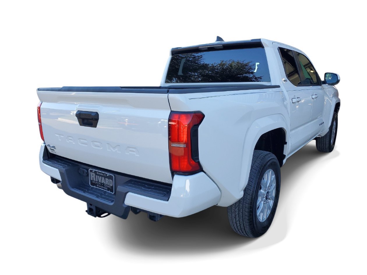 Used 2024 Toyota Tacoma SR5 AWD/4WD image 4